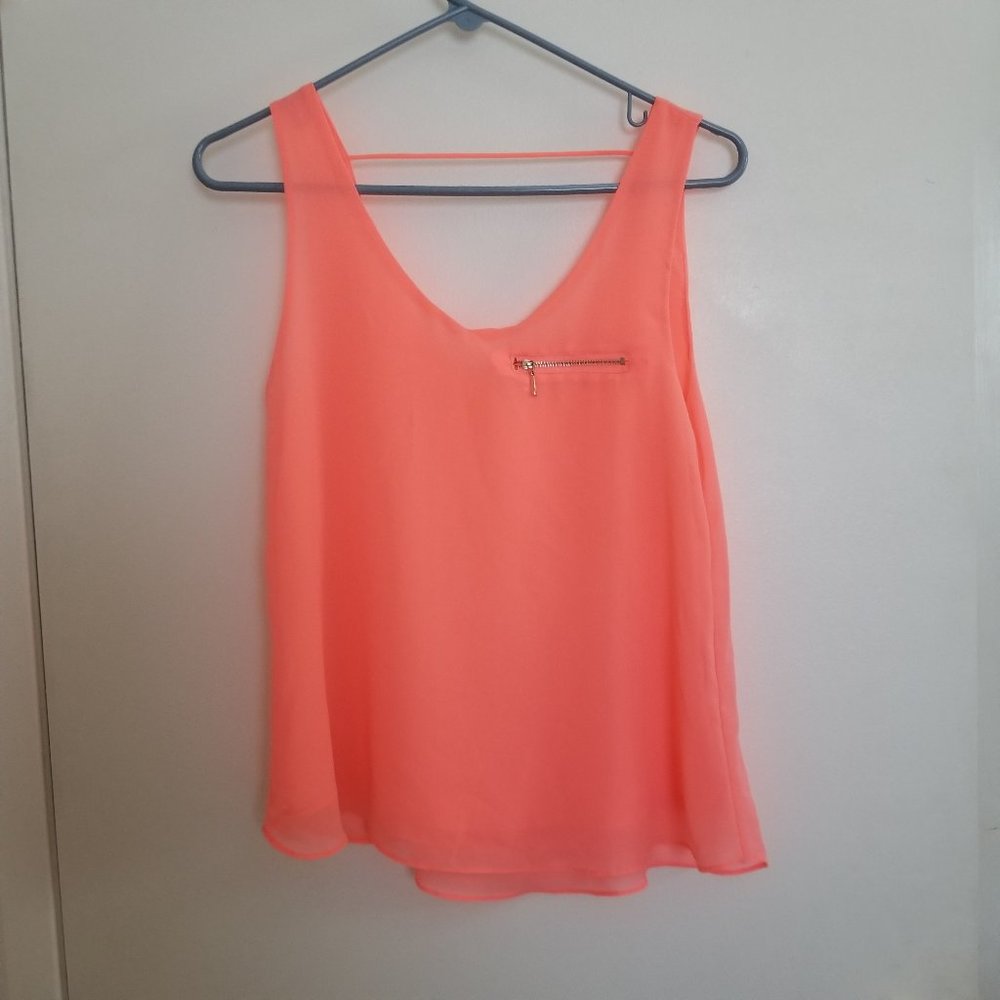 Silky Tank with Zipper Pocket Size Small